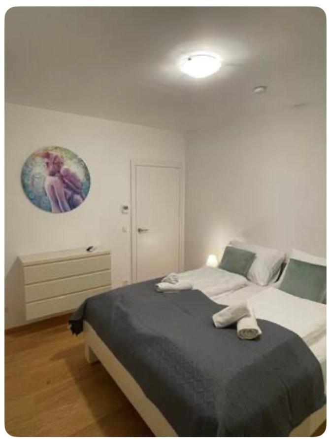 New Central Apartments Westbahnhof Vienne Extérieur photo