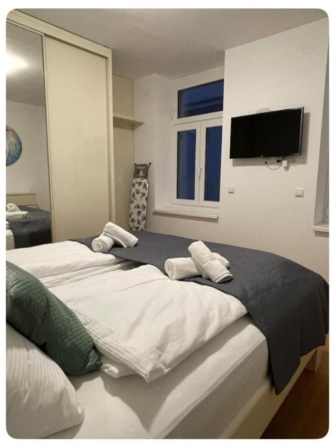 New Central Apartments Westbahnhof Vienne Extérieur photo