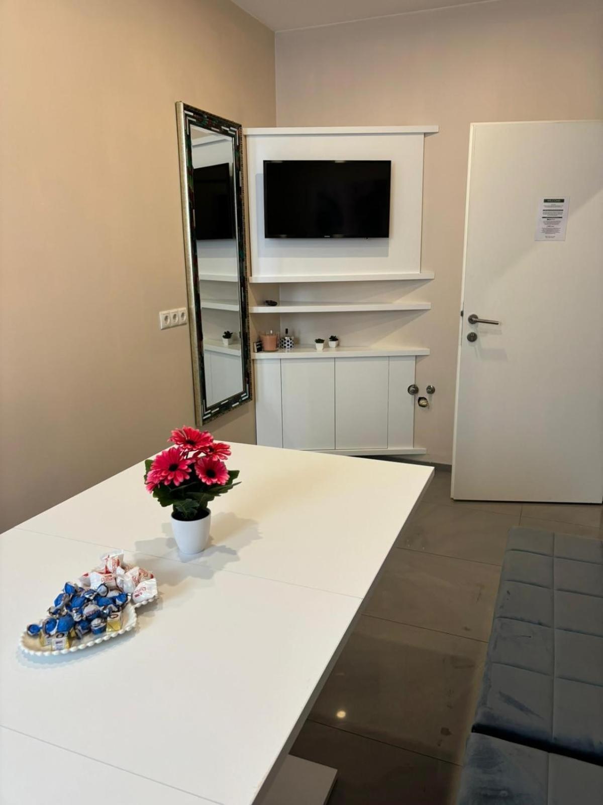New Central Apartments Westbahnhof Vienne Extérieur photo